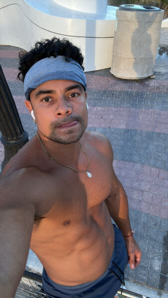 Angel_latin