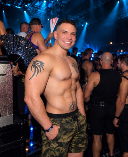 Damian_hot