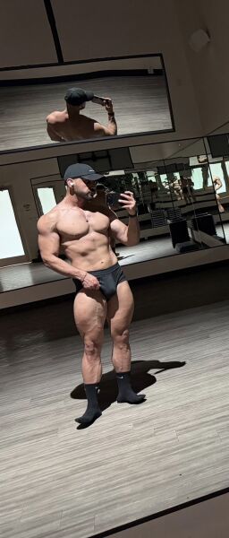 DeepTissueDaddy