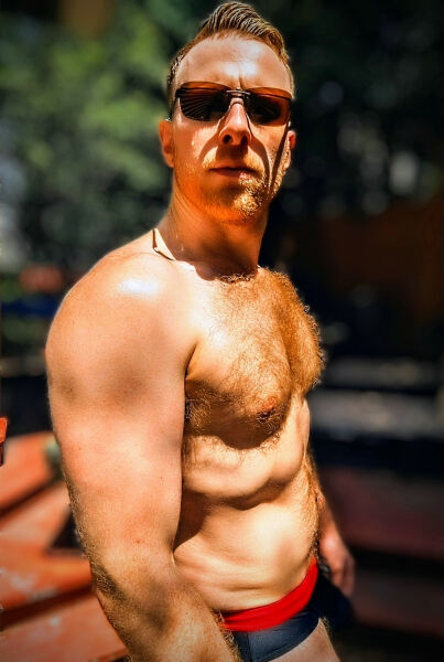 AdrianBigHands