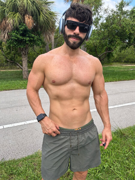 Alejandrolove