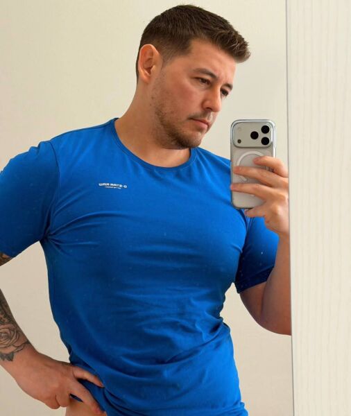 JoshSoHott