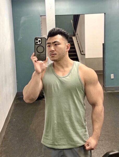 AsianMuscleTouch