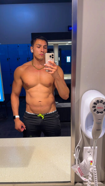 Leo_casador